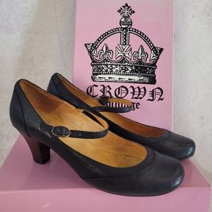 Crown Vintage leather Mary Jane shoes size 7.5